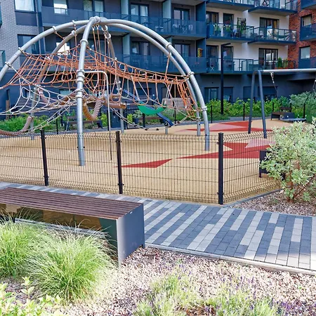 Bialowieska - Przytulny Z Ogrodkiem, Parking - - Fair דירה *