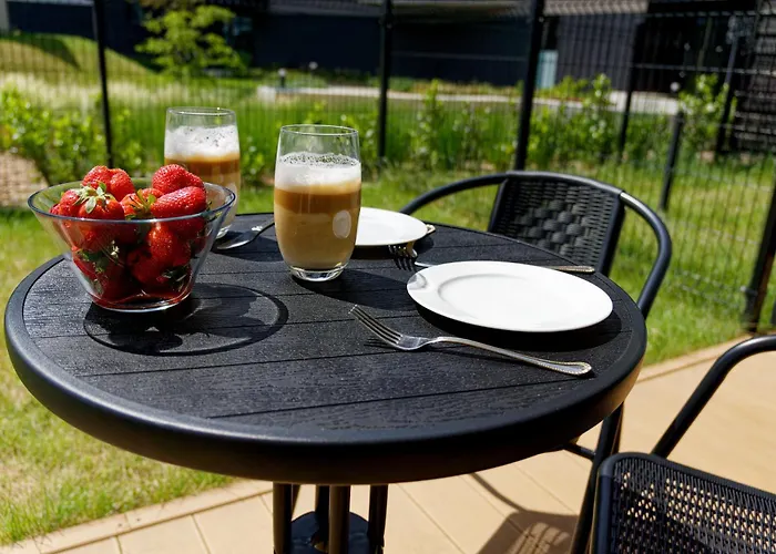 Bialowieska - Przytulny Z Ogrodkiem, Parking - - Fair アパート ヴロツワフ