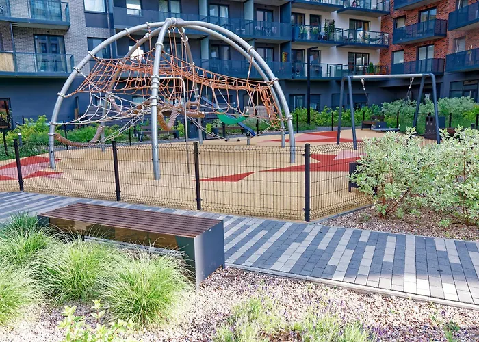 Bialowieska - Przytulny Z Ogrodkiem, Parking - - Fair アパート *